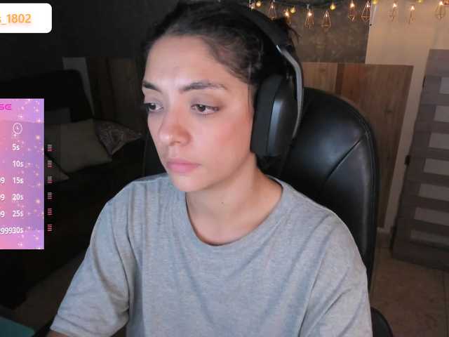 IsaRogers live cam on BongaCams
