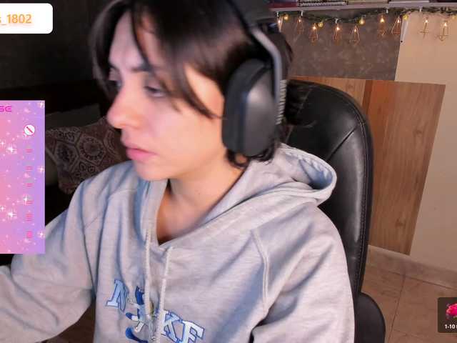 IsaRogers live cam on BongaCams
