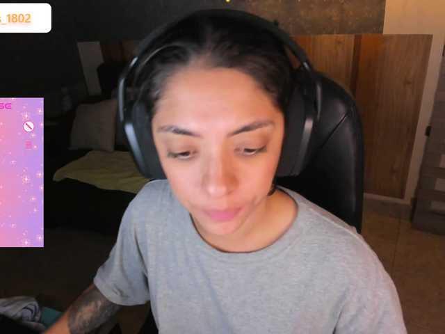 IsaRogers live cam on BongaCams