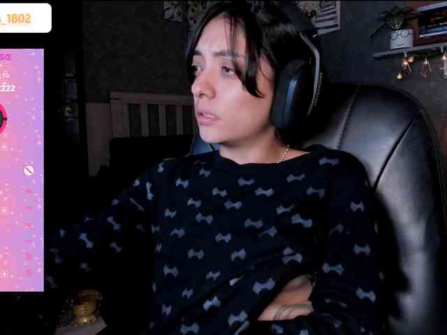 IsaRogers webcam
