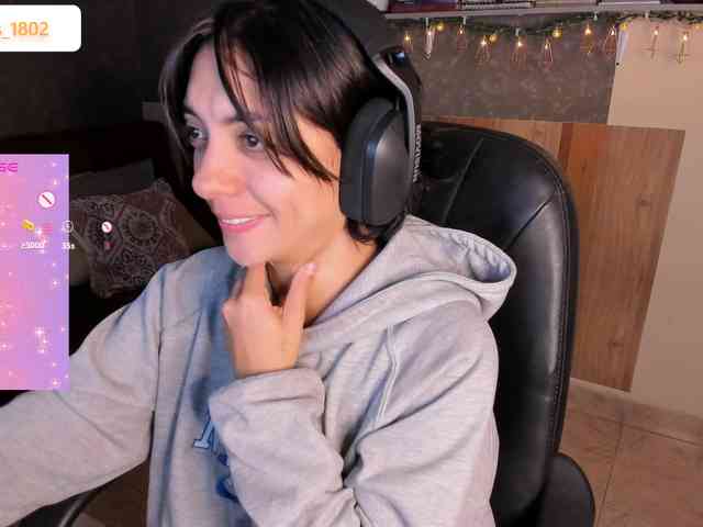 IsaRogers webcam