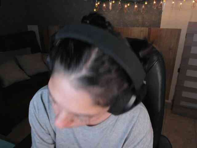 IsaRogers webcam