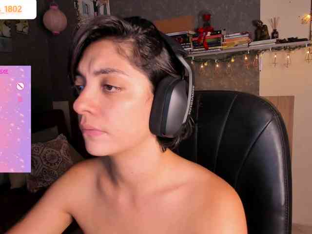 IsaRogers webcam