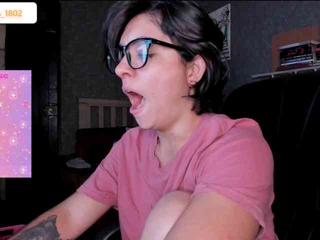 IsaRogers webcam