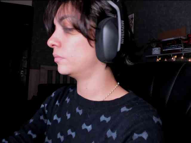 IsaRogers webcam