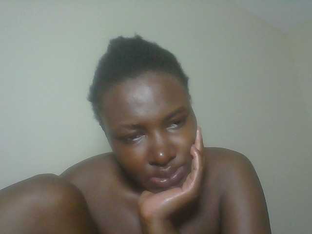 Blackqueen3's BongaCams show and profile