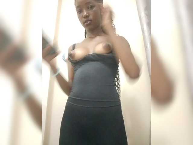 SexySeren live cam on BongaCams