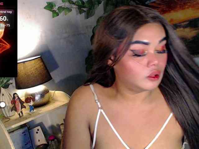 SelenaSummer16 Live Webcam on BongaCams