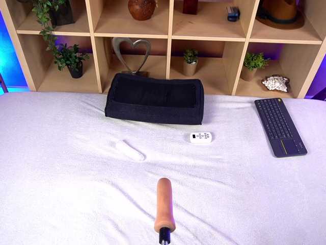  RaquelLust chat room