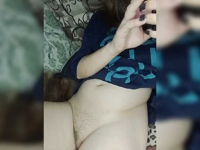 Yanchik-1 live cam on BongaCams
