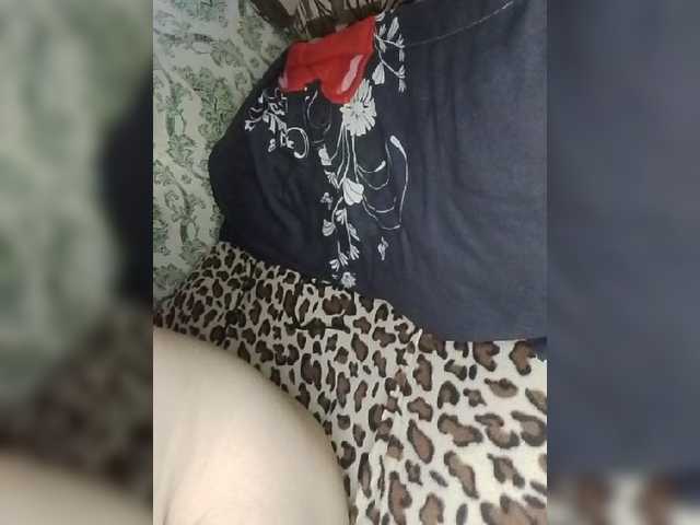 Yanchik-1 live cam on BongaCams