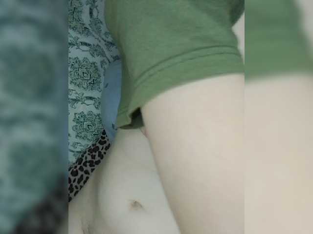Yanchik-1 live cam on BongaCams