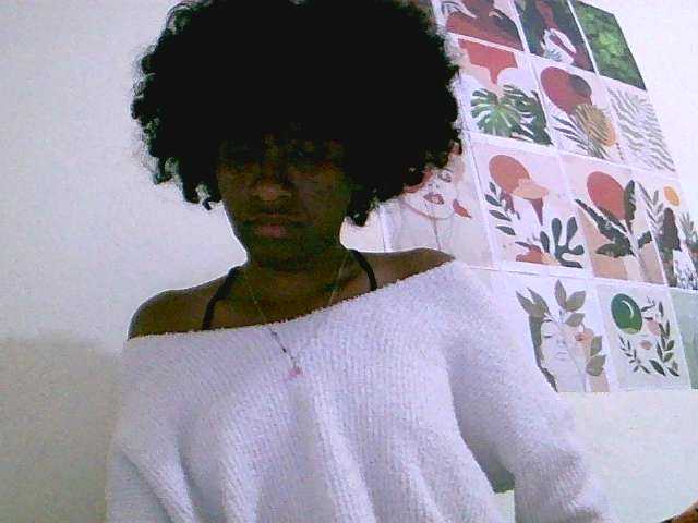 Royal-chat's BongaCams show and profile