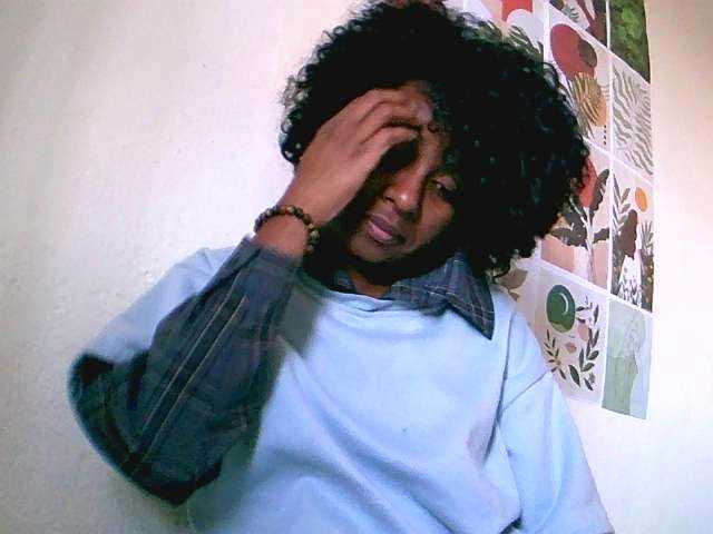 Royal-chat's BongaCams show and profile