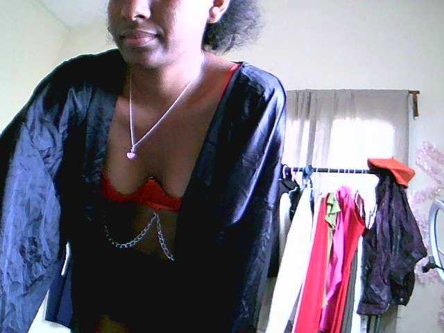 Royal-chat's BongaCams show and profile