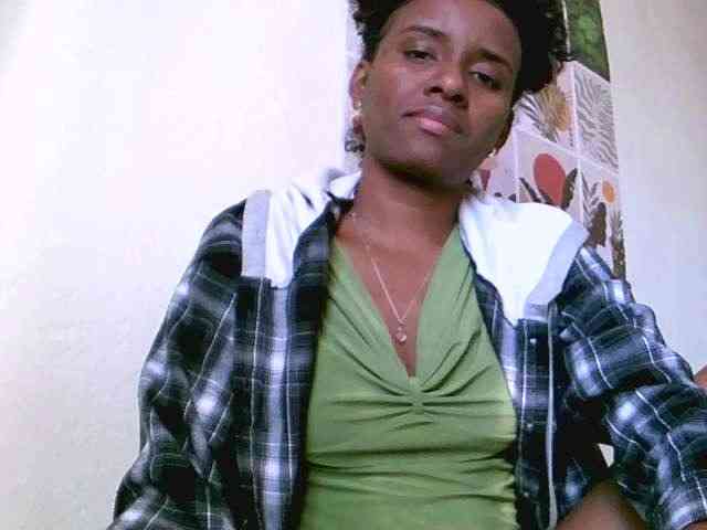 Royal-chat Live Webcam on BongaCams