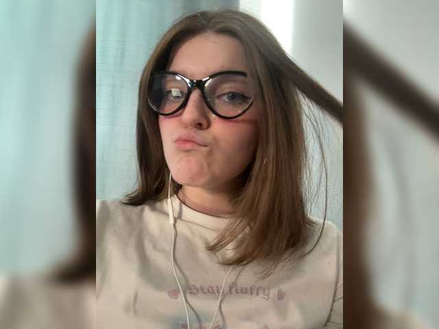 Annpopsy's BongaCams show and profile