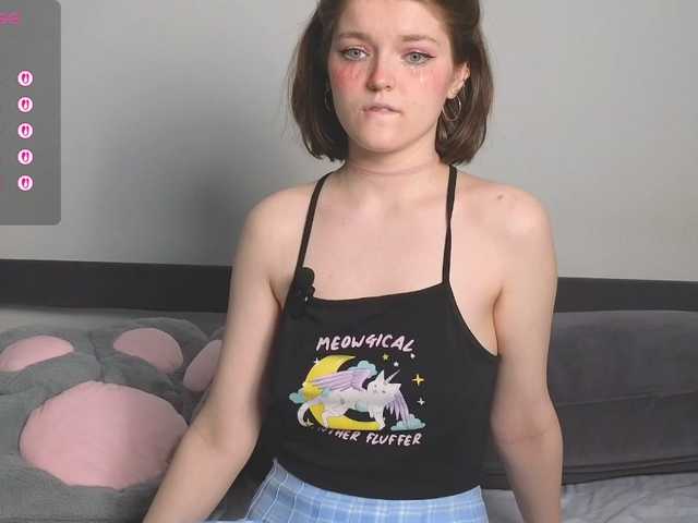 Annpopsy's BongaCams show and profile