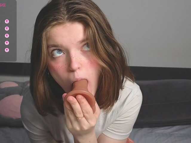 Annpopsy's BongaCams show and profile