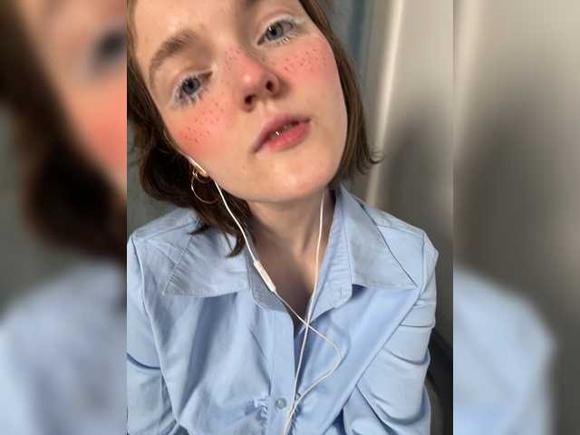 Annpopsy's BongaCams show and profile