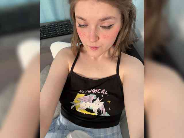 Annpopsy webcam
