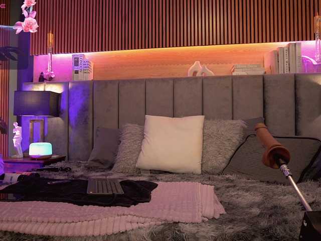 Bootylicious-Anastasia live cam pe BongaCams