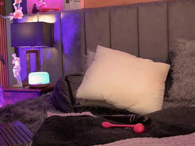 Bootylicious-Anastasia live cam on BongaCams