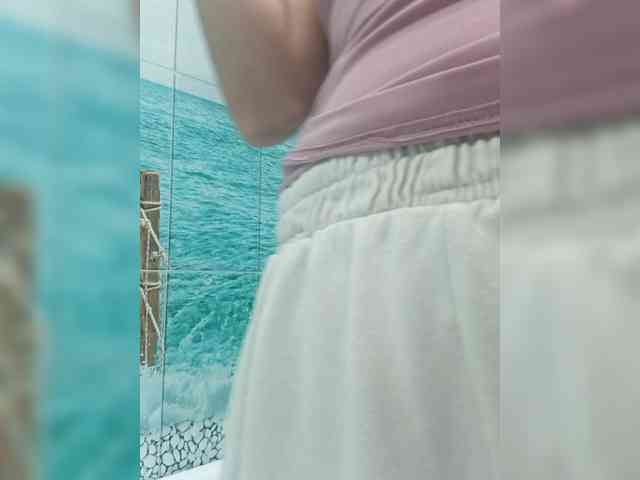 Alinasasasa webcam