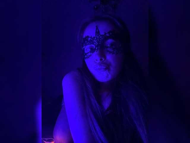 Sandra12 live cam