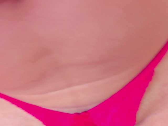 Megansweetcome live cam on BongaCams