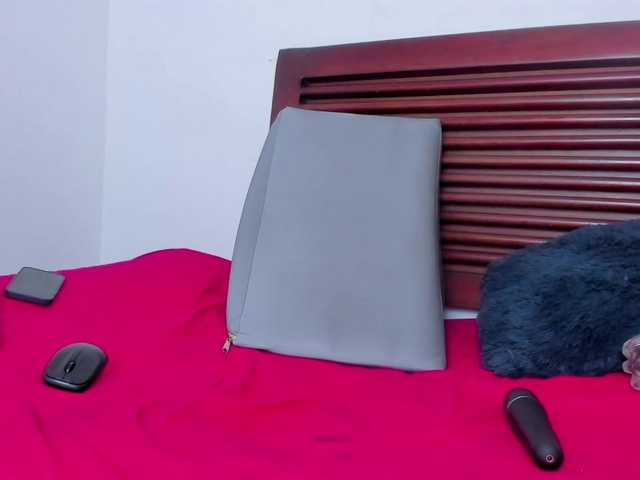Megansweetcome live cam on BongaCams