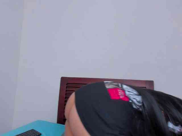 Megansweetcome webcam