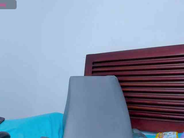 Megansweetcome webcam