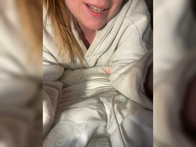 JaneOstin's BongaCams show and profile