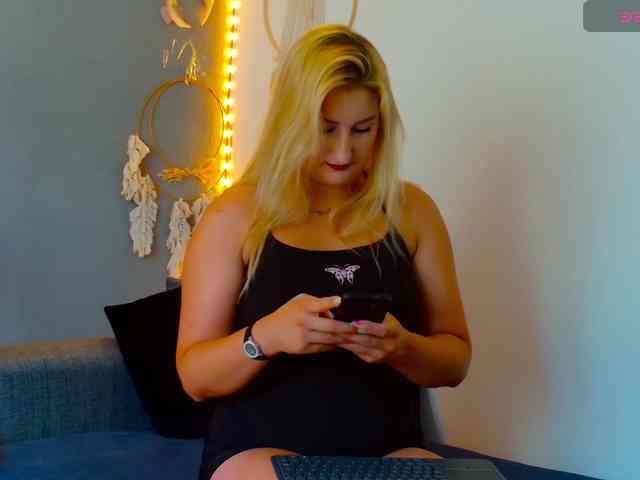 dixielaryss webcam