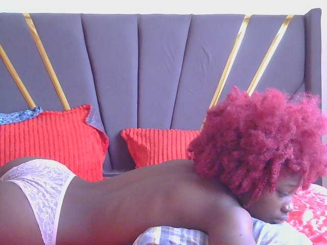 Melaninqueen19 live webcam show