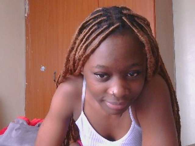 Melaninqueen19 webcam