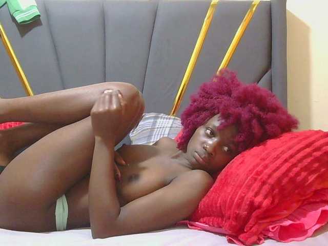 Melaninqueen19 Cam en directo en BongaCams