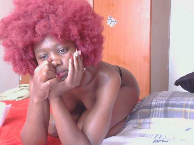 Melaninqueen19 live webcam show