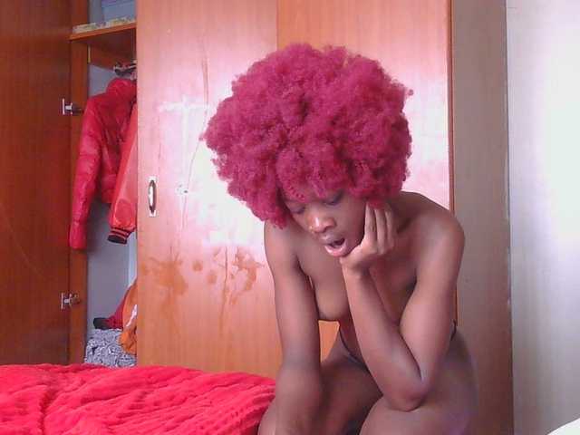 Melaninqueen19 live webcam show