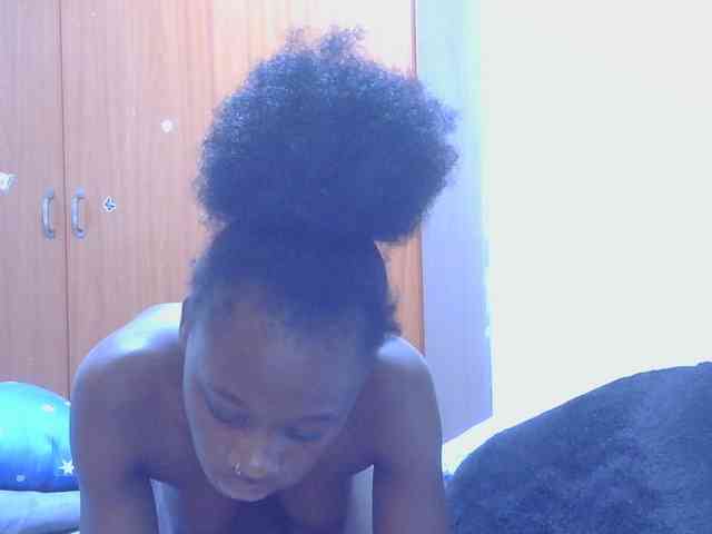 Melaninqueen19 webcam