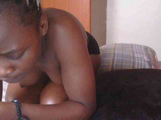 Melaninqueen19 webcam