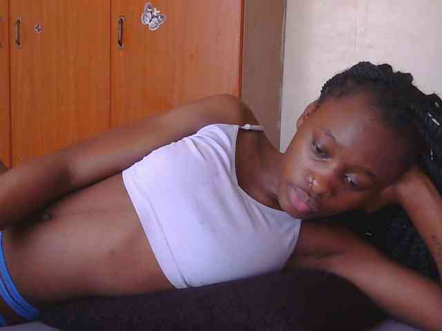 Melaninqueen19 webcam