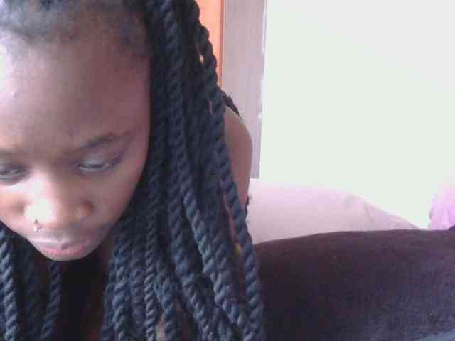 Melaninqueen19 webcam