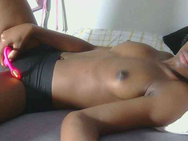 Melaninqueen19 webcam