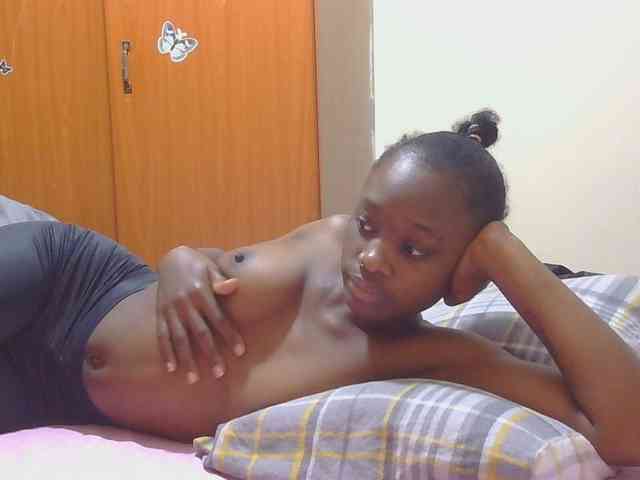Melaninqueen19 webcam