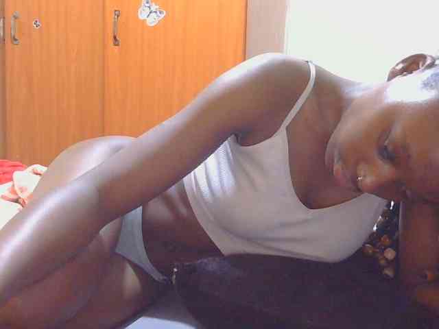 Melaninqueen19 webcam