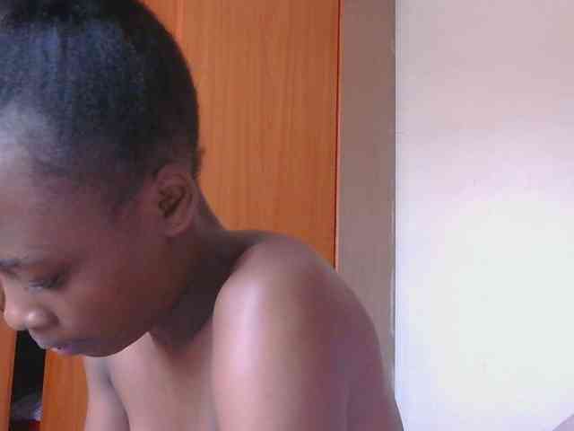 Melaninqueen19 webcam