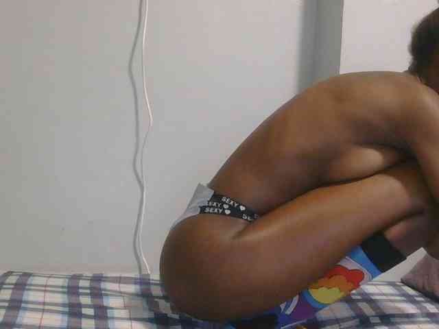 Melaninqueen19 webcam