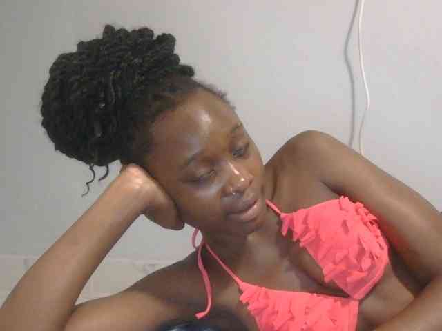 Melaninqueen19 Live Webcam on BongaCams